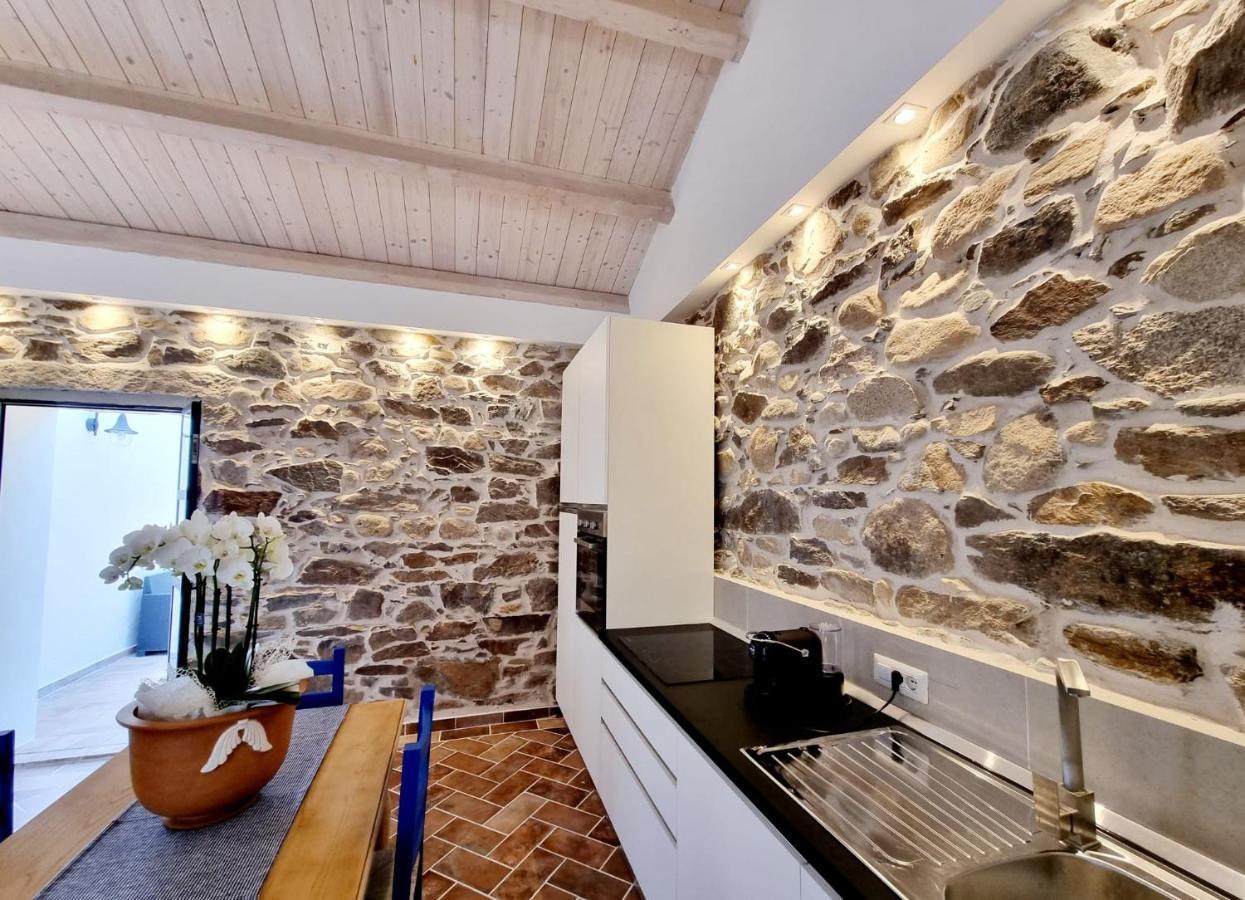 Stazzo San Teodoro La Quercia Piscina Condivisa Apartman Kültér fotó